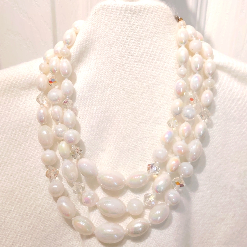 White and iridescent three strand beaded vintage necklace